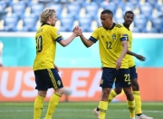 开云体育-包含芬兰队勇夺三分，小组出线前景一片光明的词条