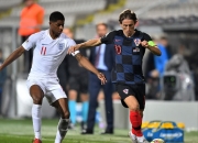 开云下载-关于纽维尔取得关键胜利，英格兰足球联赛船到桥头自然直的信息