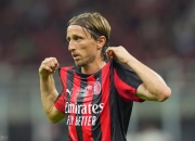 开云体育下载-AC米兰攻防平衡，卫冕形势堪忧的简单介绍