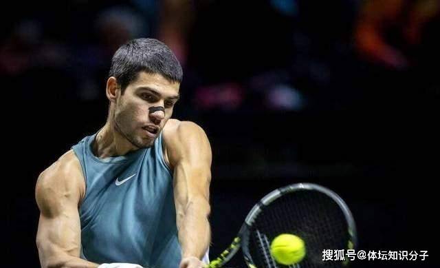 年终总决赛翻盘戴维斯杯,阿尔卡拉斯状态火热 年终总决赛翻盘戴维斯杯,阿尔卡拉斯状态火热