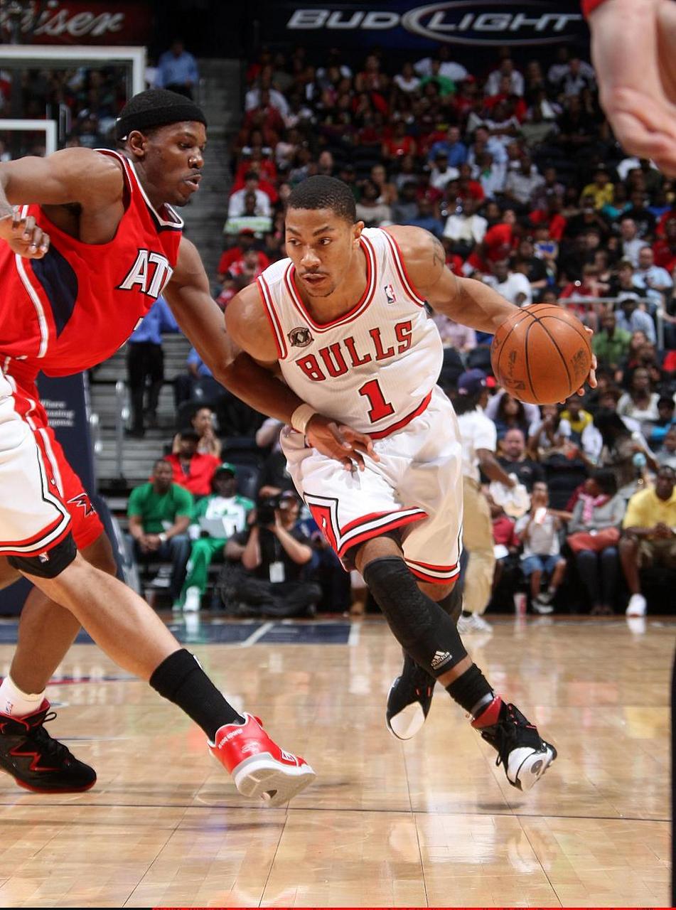 篮网完胜76人，拉文点燃赛场