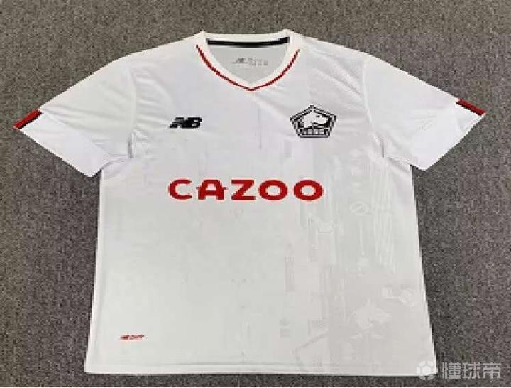 包含里尔客场取胜稳固榜首位置的词条