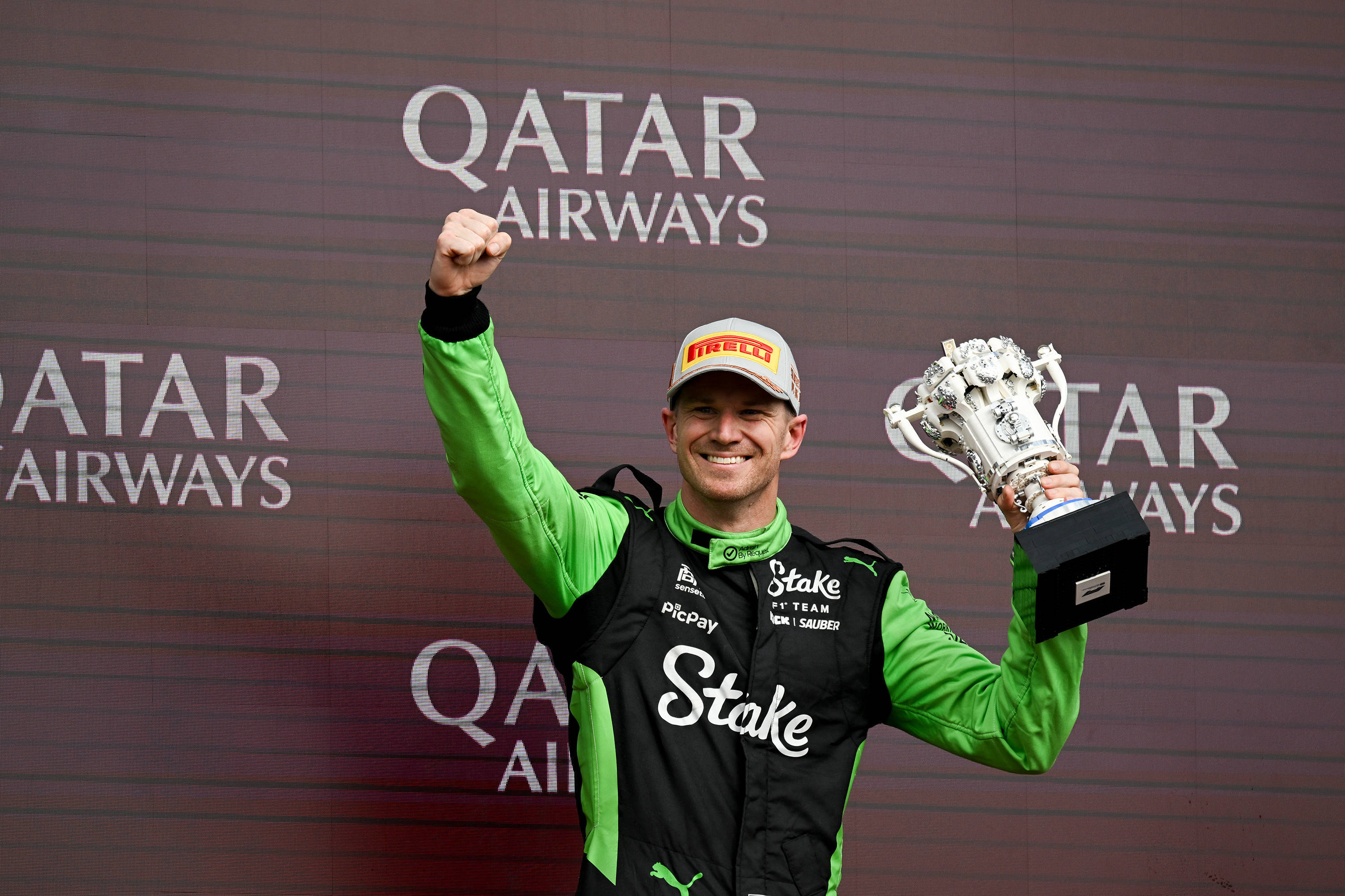 英国田径选手实力出众，轻松夺冠