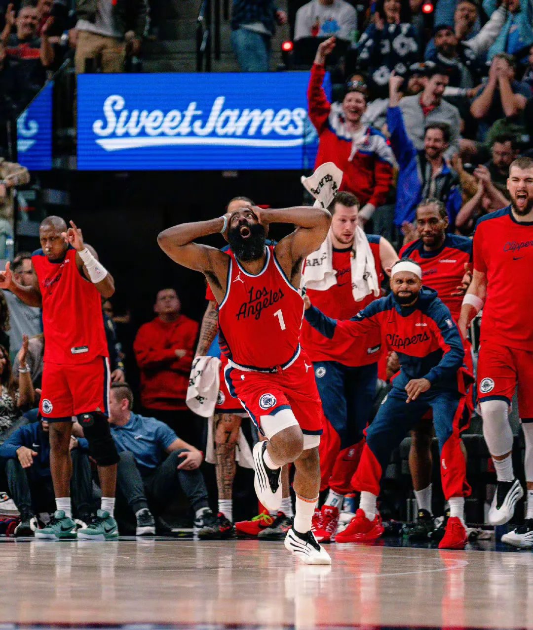 关于快船力克凯尔特人，稳占东部次席！的信息