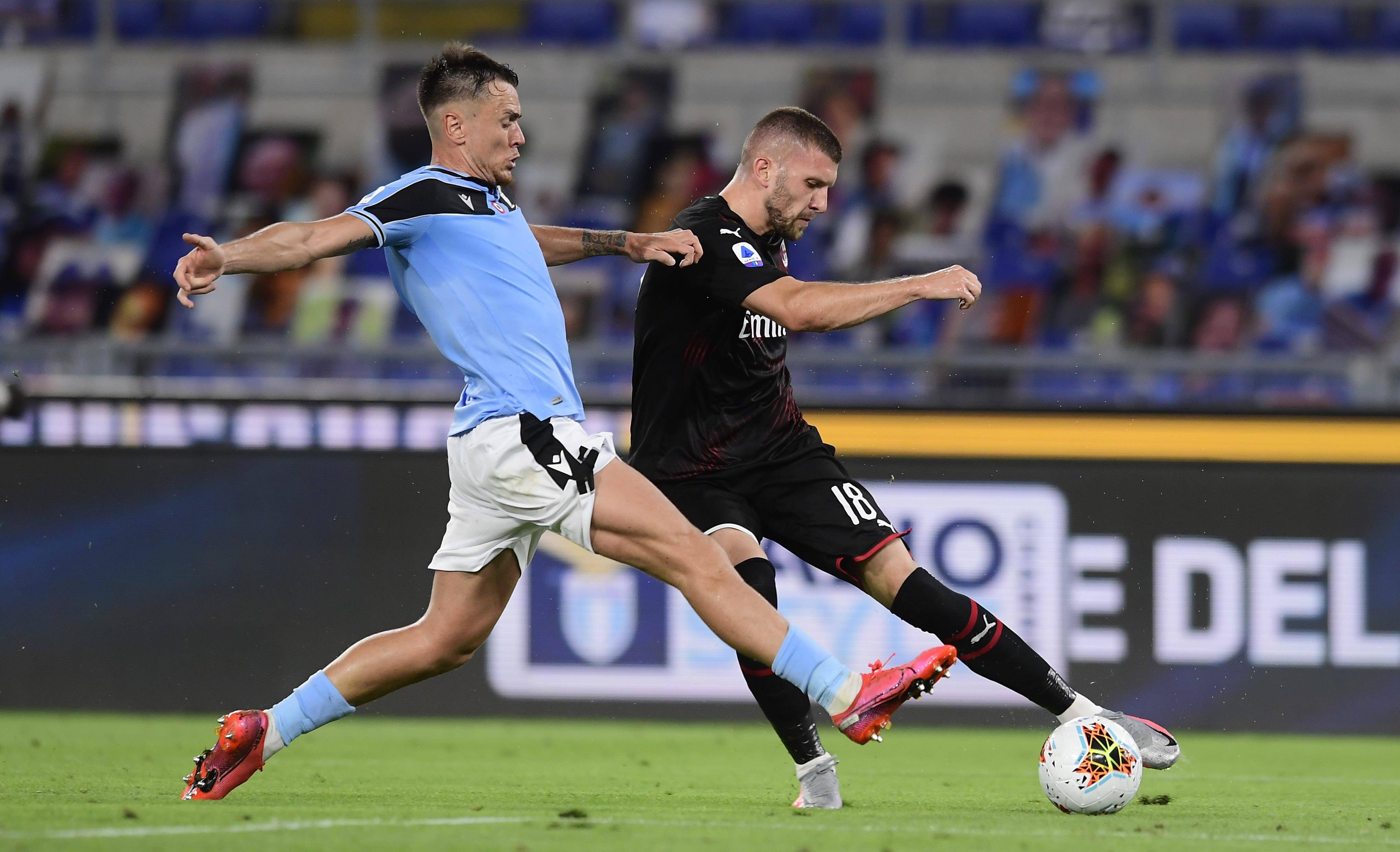 拉齐奥不敌对手,遭遇联赛连败 拉齐奥不敌对手,遭遇联赛连败