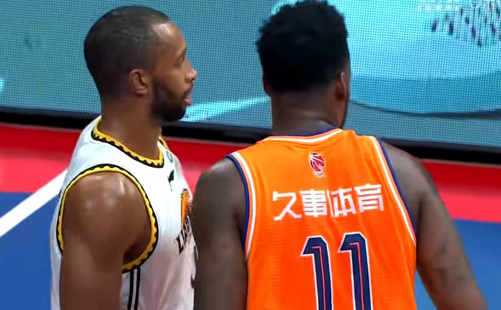 湖北队失去领先优势，遭遇连败