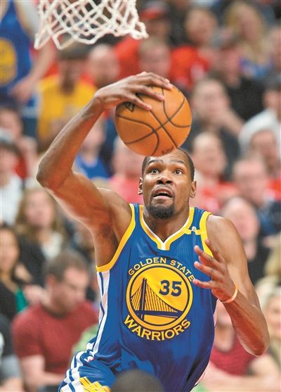 凭借意外之球，球队夺得宝贵三分的简单介绍