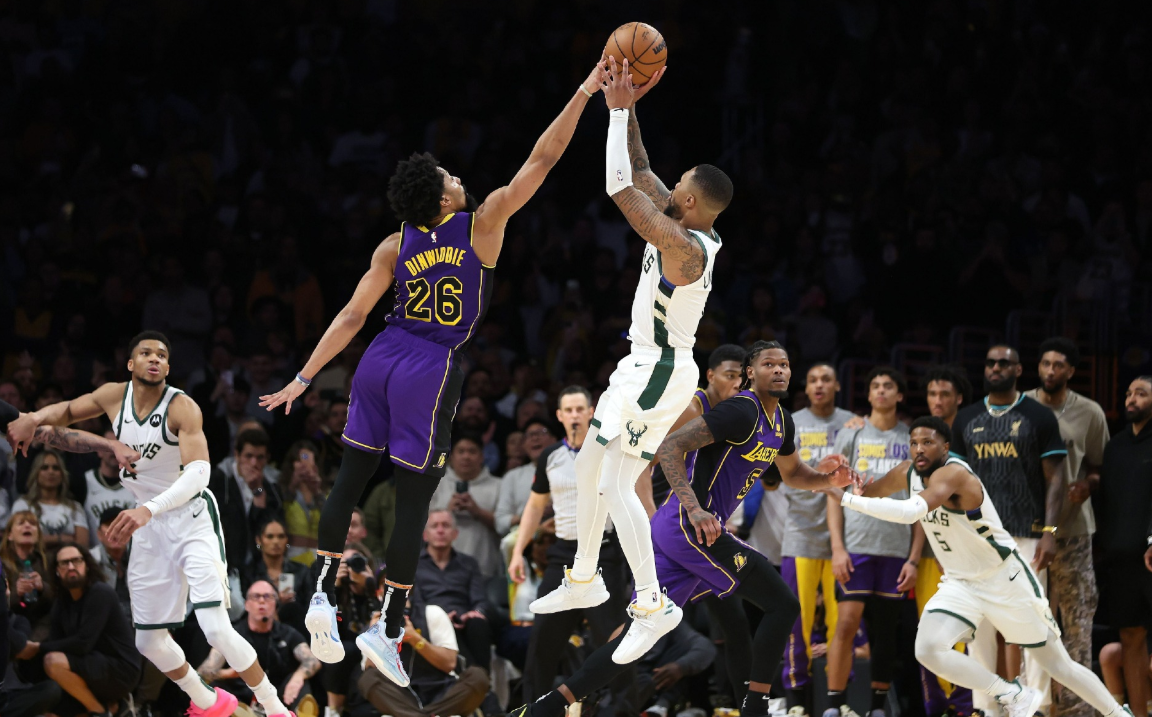 凭借意外之球，球队夺得宝贵三分的简单介绍