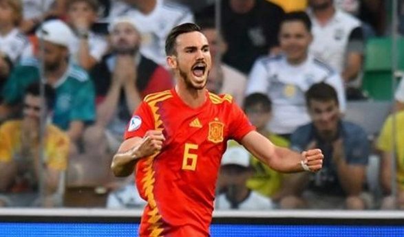 意甲劲旅强势挺进，小组积分暂居榜首