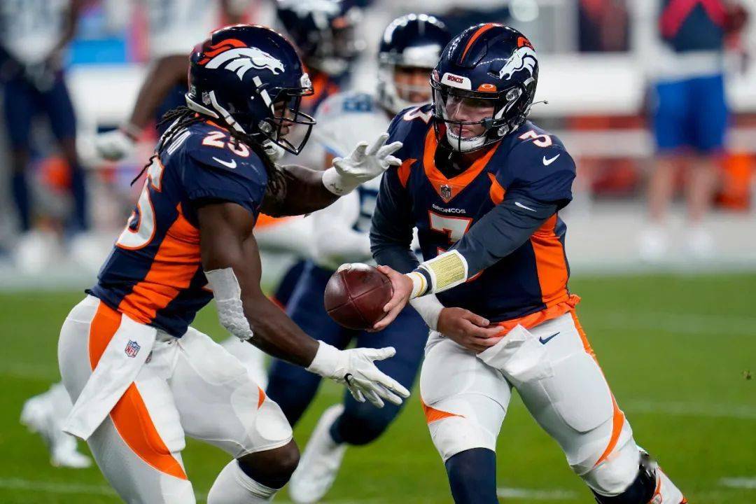 拉斯帕尔马罗客场惊险逼平，积分领先的简单介绍