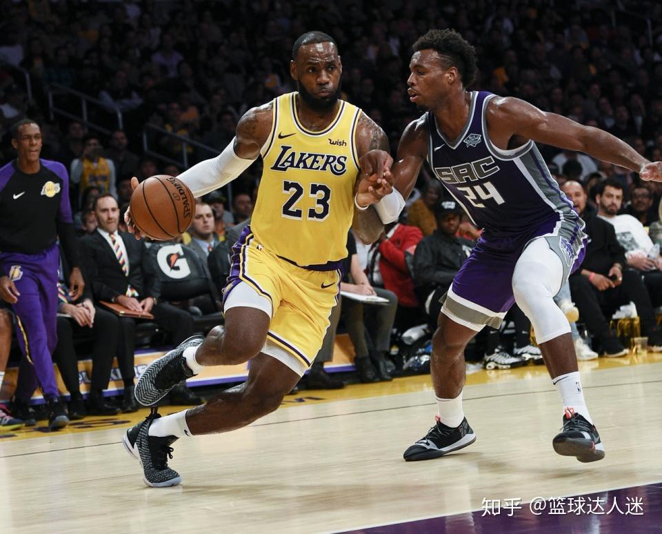 广州队碾压骑士，浓眉哥点燃赛场