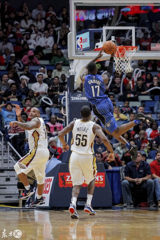 广州队碾压骑士，浓眉哥点燃赛场