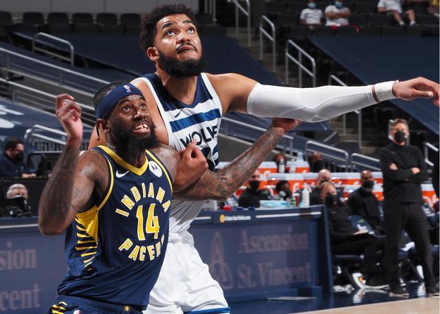 关于步行者翻盘江苏队，霍勒迪统治全场的信息