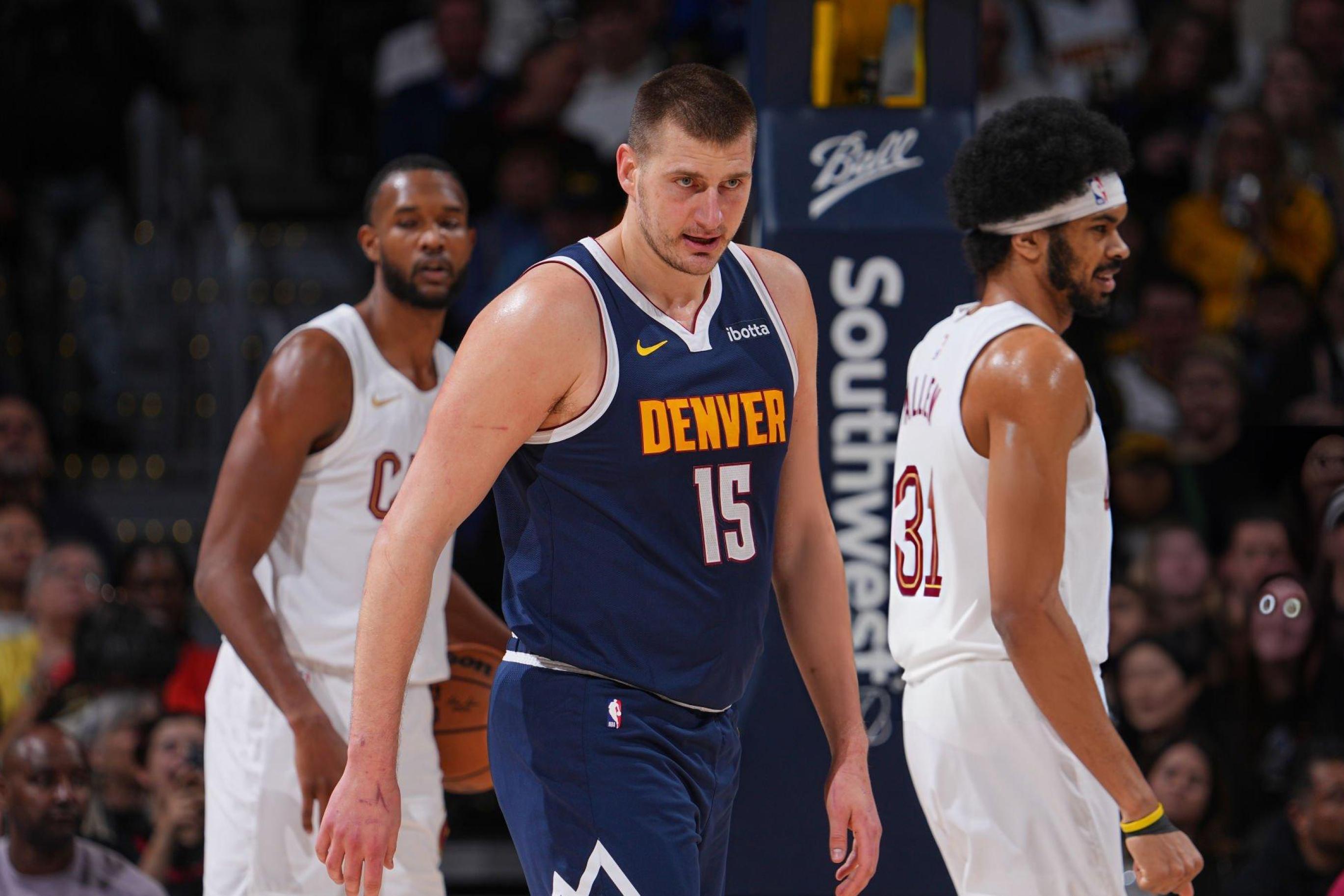 掘金力克老鹰!约基奇全场高效砍下分 掘金力克老鹰!约基奇全场高效砍下分