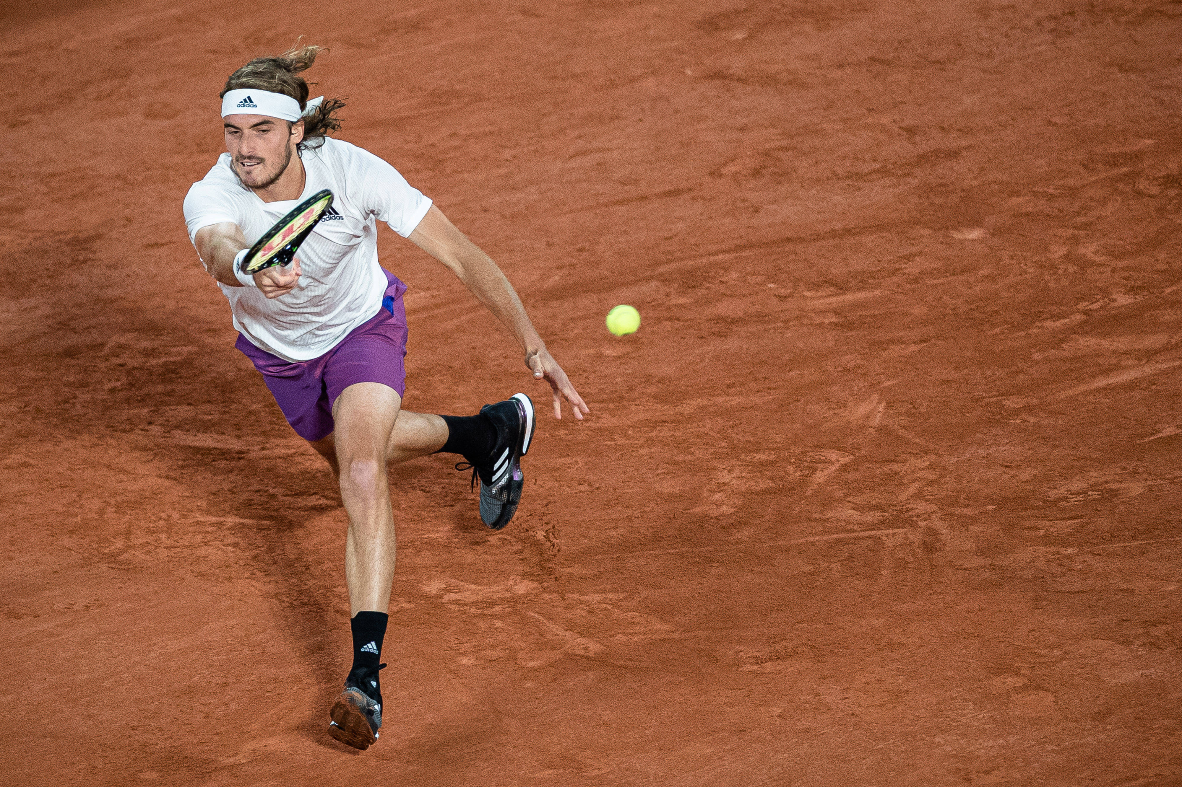 法国网球队爆冷欧洲网球队，西西帕斯统治全场的简单介绍