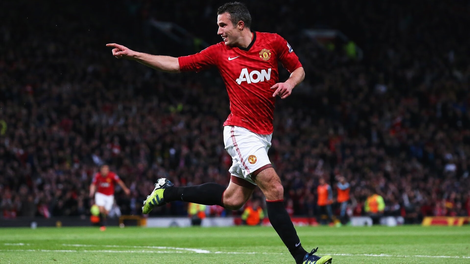 孔德一锤定音！切尔西欧战遭遇伊朗式铁壁，年度焦点战见证新王接管